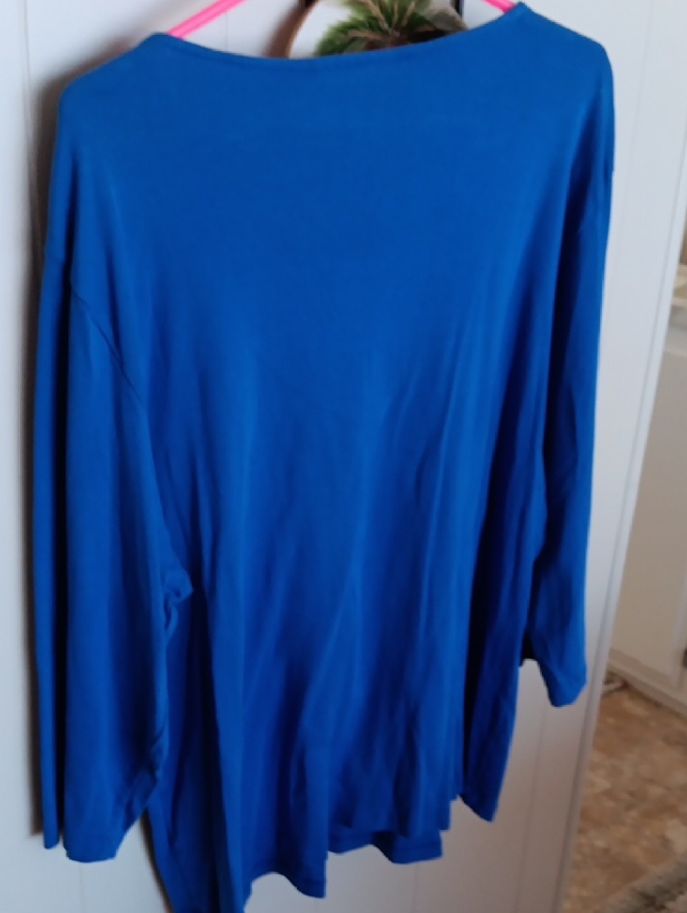 Karen Scott Royal Blue V-Neck Long Sleeve Top with Embellished Neckline 2x - Picture 4 of 4